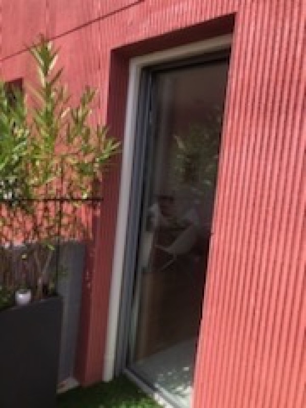 Installation d'une climatisation neuve réversible de marque DAIKIN à Bordeaux