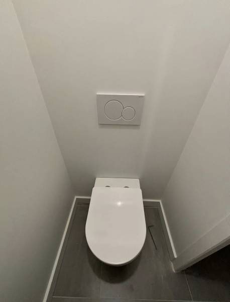 Pourquoi installer un wc suspendu lorsque on rénove des toilettes ? Bordeaux 33
