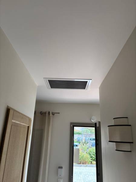 Société rge pour installer la clim réversible en gainable dans une maison à Eysines