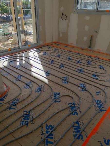 Combien coûte l'installation d'un plancher chauffant pour une maison neuve de 80m2 à Gradignan ?